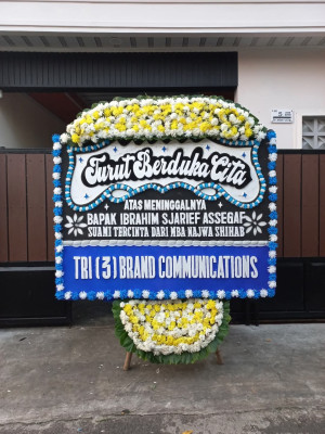 Papan Bunga Duka di Kebun Kenanga